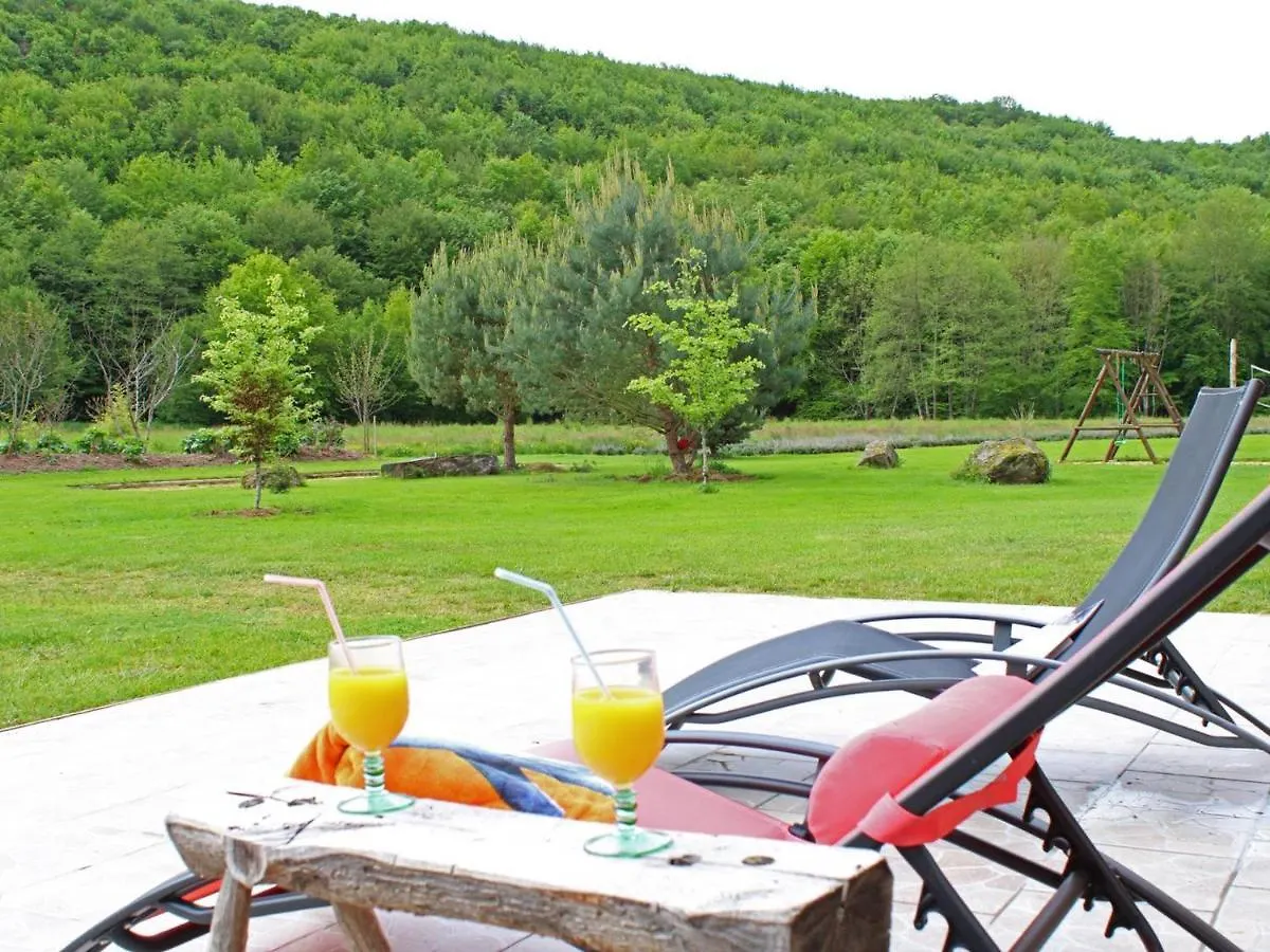 Holiday home Gite De Charme Avec Piscine Couverte, Sauna Et Bain Nordique En Pleine Nature - Fr-1-489-255 Vernusse