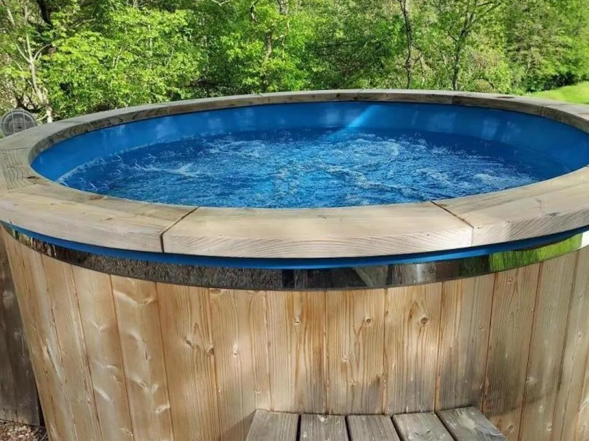 Gite De Charme Avec Piscine Couverte, Sauna Et Bain Nordique En Pleine Nature - Fr-1-489-255 Vernusse بيت للعطل